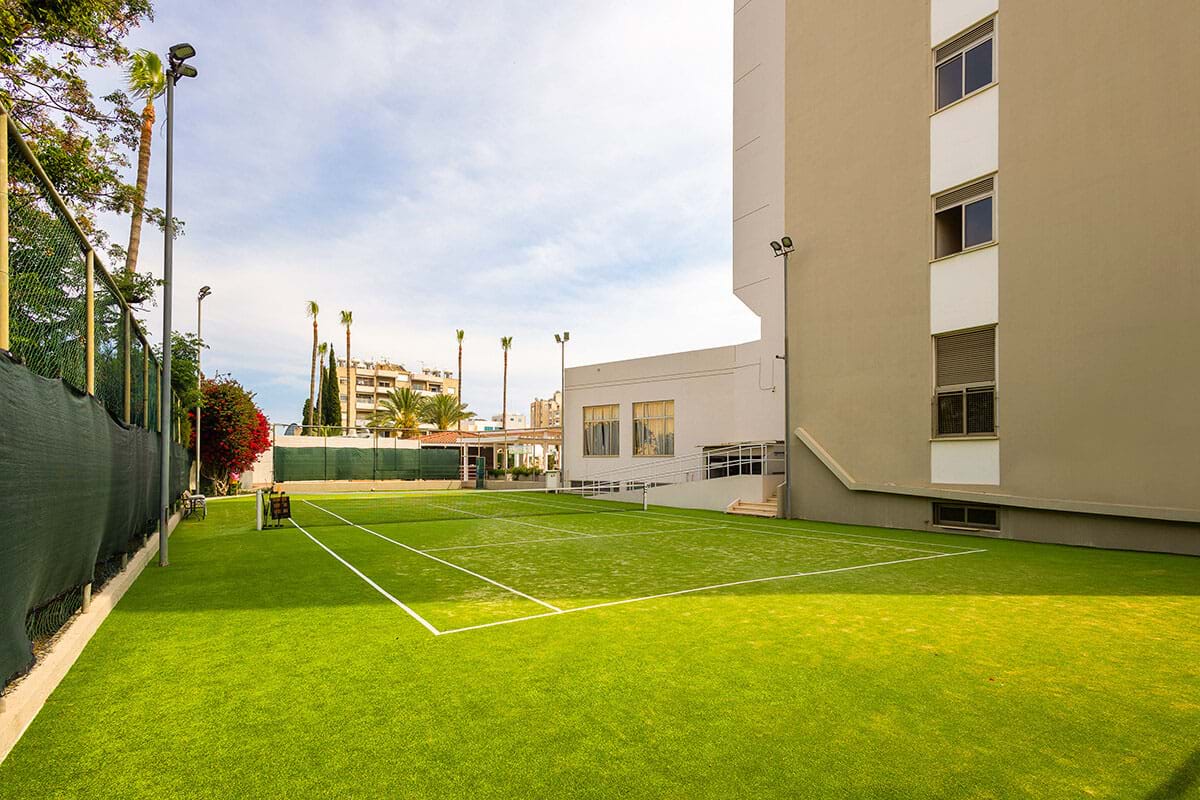 Tennis